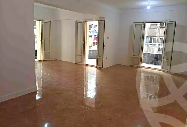 https://aqarmap.com.eg/ar/listing/6753348-for-sale-alexandria-el-asafra-l-sfr-bhry-el-geish-rd