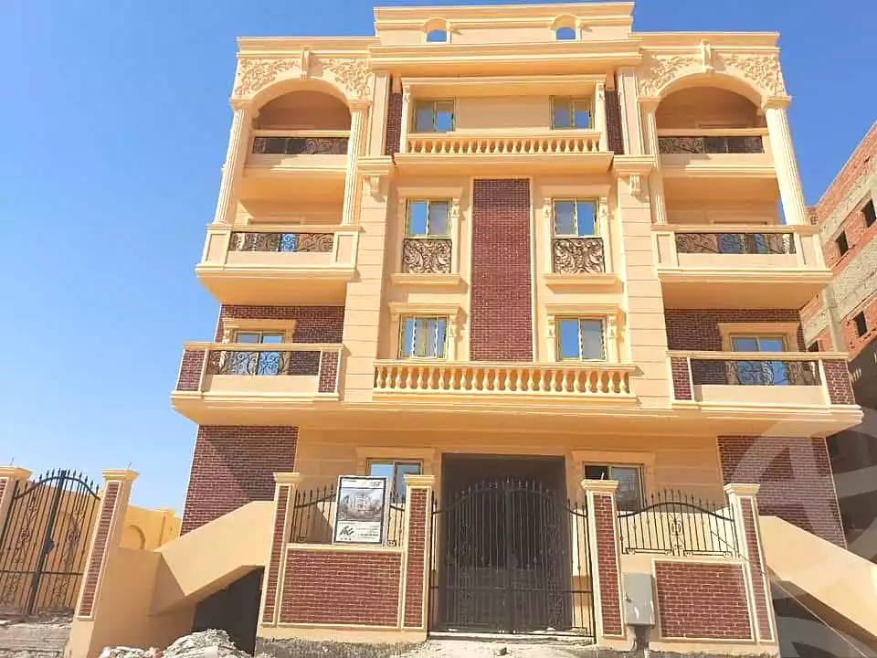 https://aqarmap.com.eg/ar/listing/6753330-for-sale-cairo-6th-of-october-el-ahyaa-neighborhood-9th