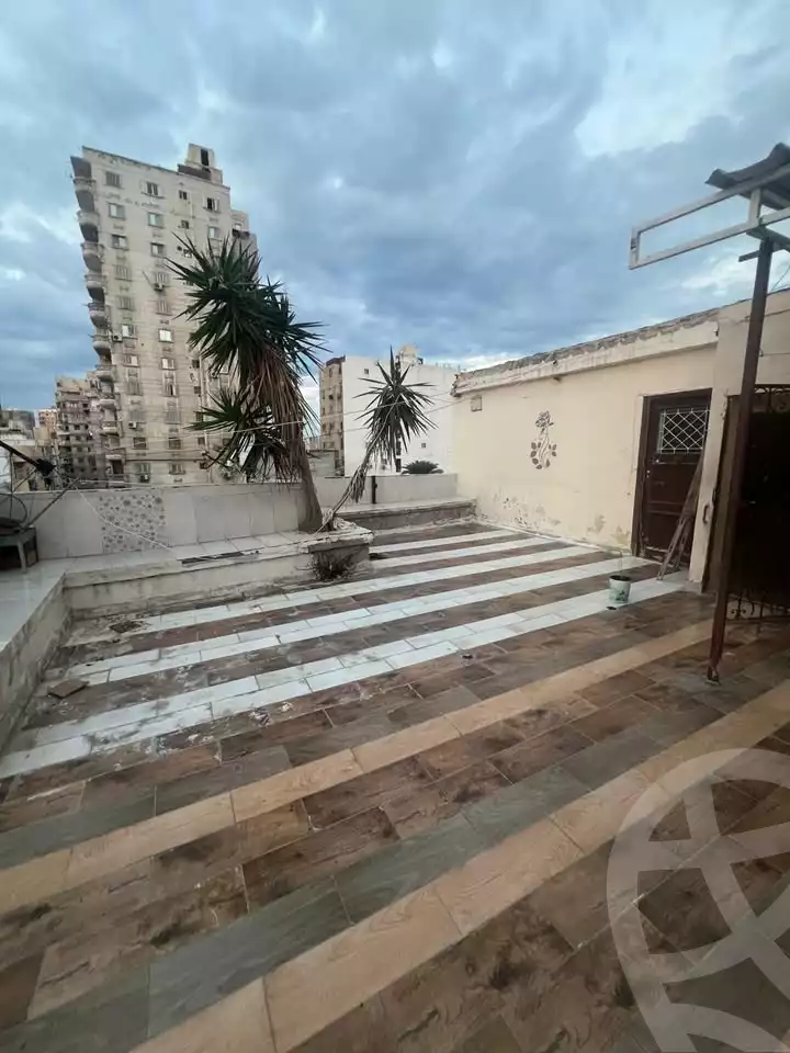 https://aqarmap.com.eg/ar/listing/6754412-for-sale-alexandria-moharram-bey-el-maamoun-st