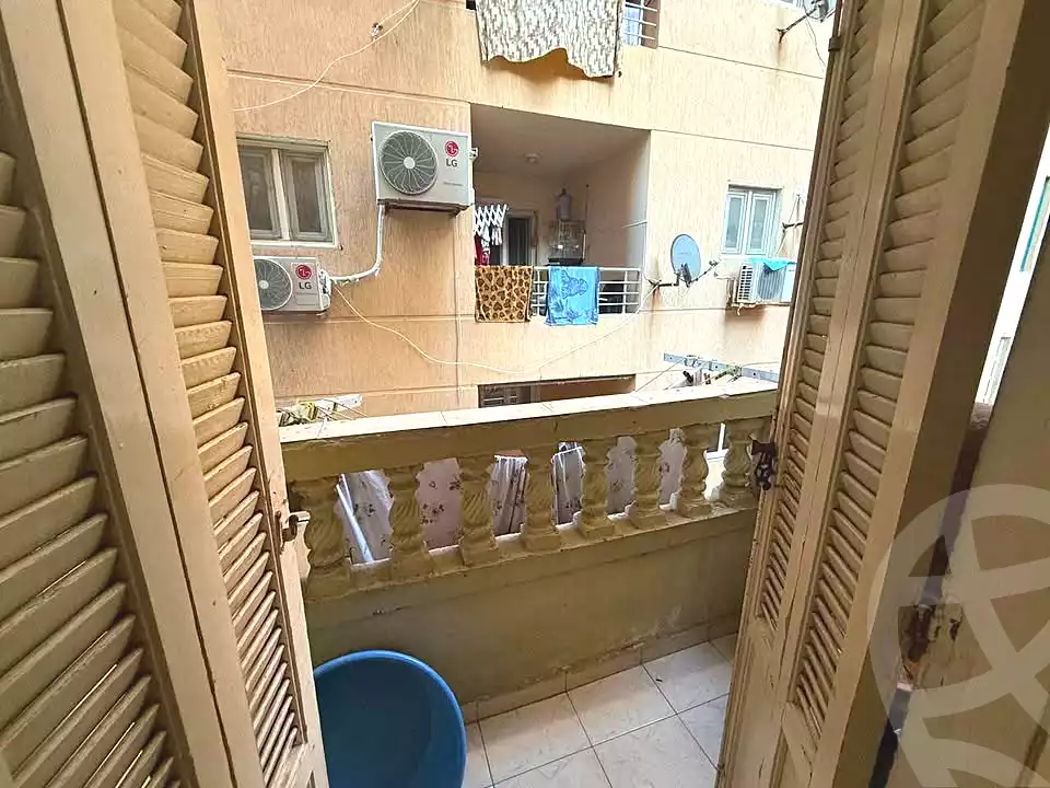 https://aqarmap.com.eg/ar/listing/6754470-for-sale-alexandria-camp-cesar-al-anba-younis-st