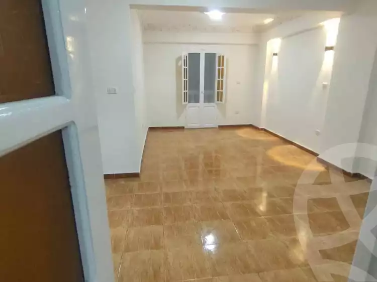 https://aqarmap.com.eg/ar/listing/6754914-for-sale-alexandria-lsywf-el-falki