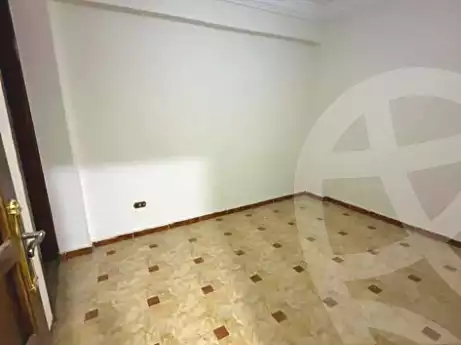 https://aqarmap.com.eg/en/listing/6755123-for-sale-alexandria-lsywf-el-falki