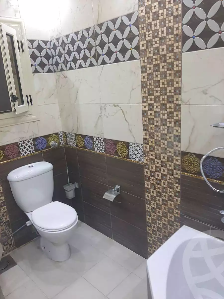 https://aqarmap.com.eg/ar/listing/6755210-for-sale-alexandria-ganaklis-shr-bw-qyr-tryq-lhry