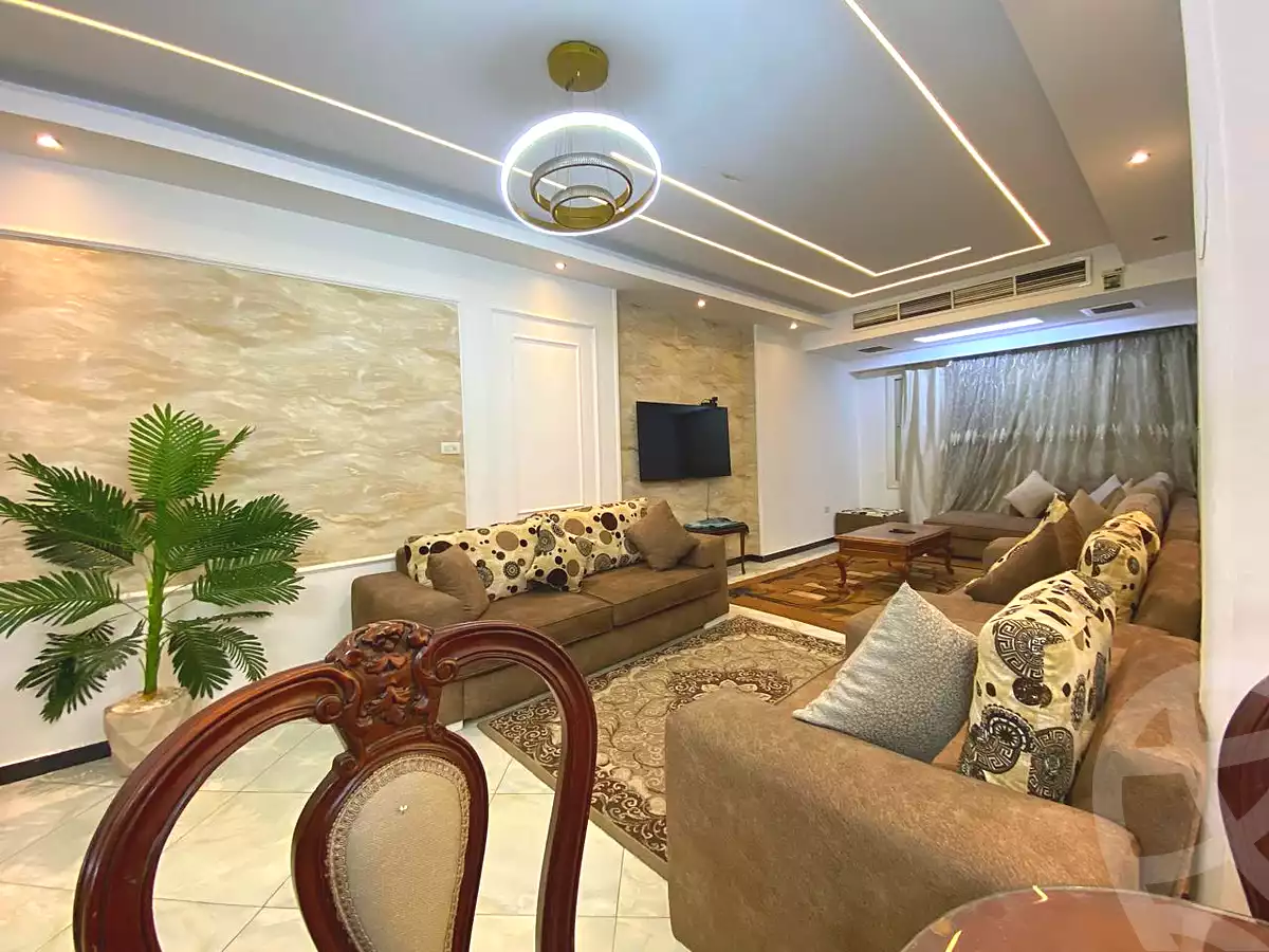 https://aqarmap.com.eg/ar/listing/6219137-for-rent-cairo-manial-el-rawda-st