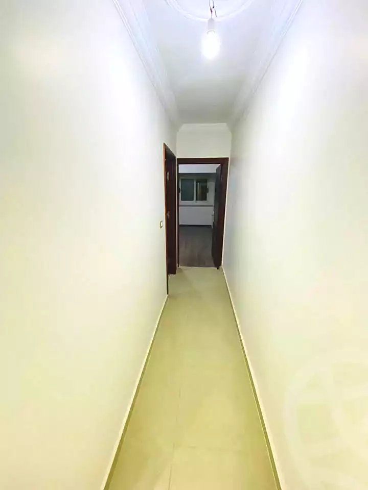 https://aqarmap.com.eg/ar/listing/6756394-for-sale-alexandria-el-mandara-alex-el-mandara-bahri-sidi-kamal-st