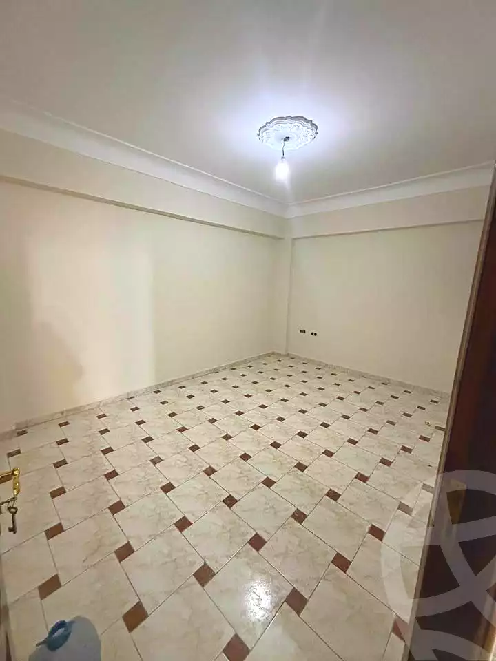 https://aqarmap.com.eg/en/listing/6756619-for-sale-alexandria-lsywf-el-falki