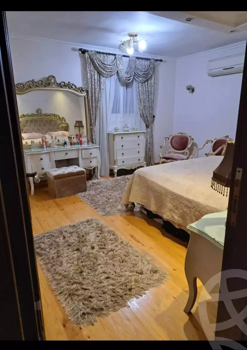 https://aqarmap.com.eg/en/listing/6756840-for-sale-alexandria-moharram-bey-ali-al-askandarani-st