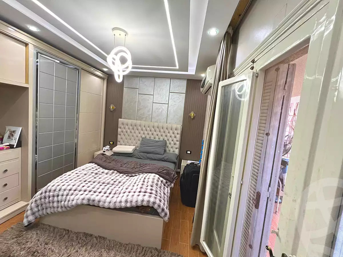 https://aqarmap.com.eg/ar/listing/6757369-for-sale-cairo-6th-of-october-el-hay-el-motamyz-fourth-touristic-village-amin-el-refae-st