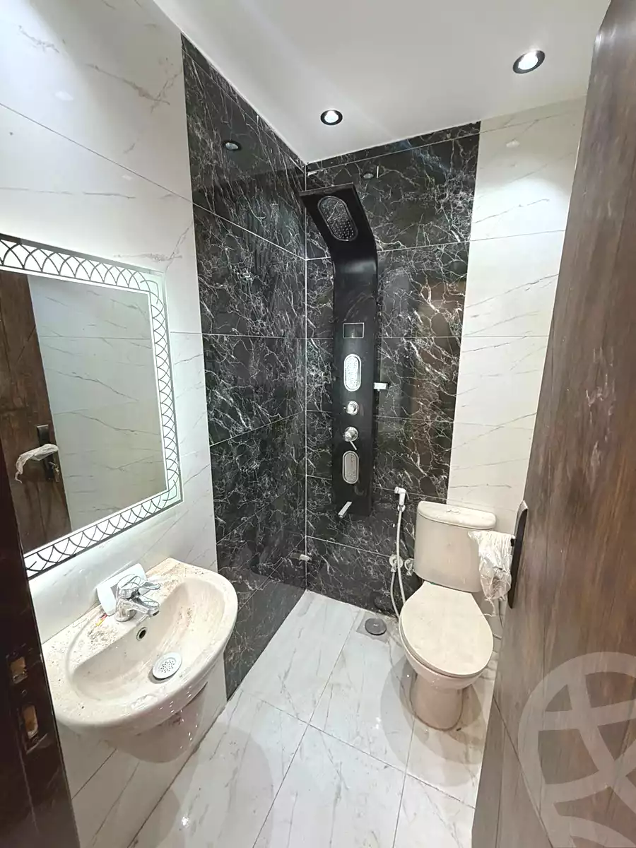 https://aqarmap.com.eg/ar/listing/6757413-for-sale-cairo-6th-of-october-el-ahyaa-neighborhood-3rd-no-44-st