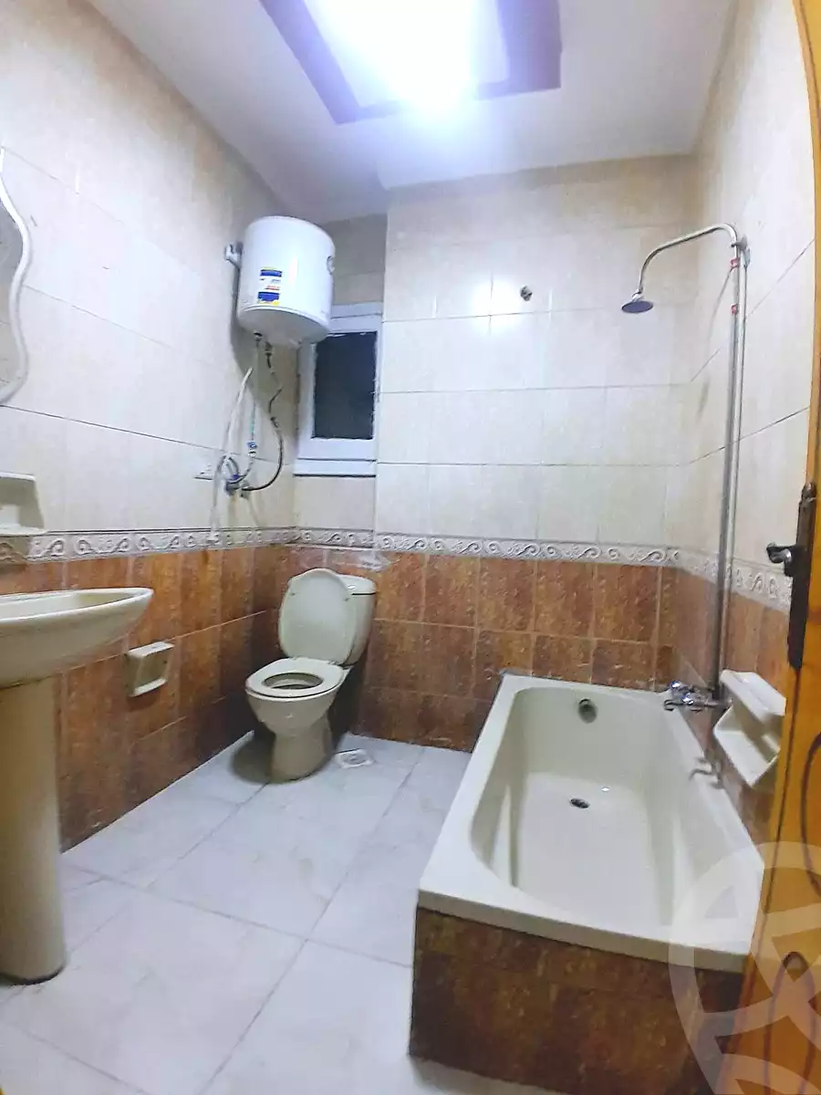 https://aqarmap.com.eg/ar/listing/6757477-for-sale-alexandria-el-asafra-l-sfr-bhry