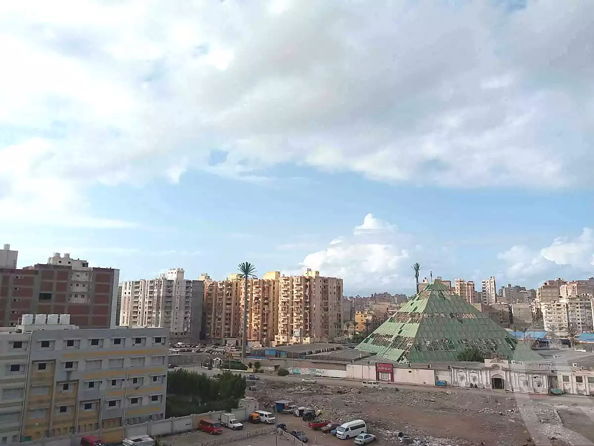 https://aqarmap.com.eg/en/listing/6757955-for-sale-alexandria-lsywf-al-saaeh-sq