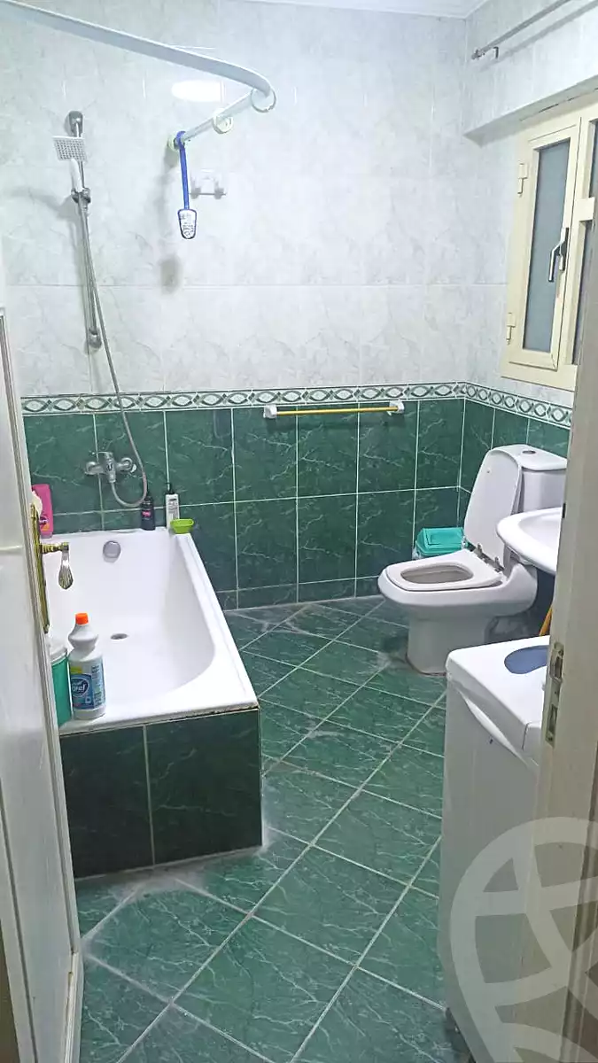 https://aqarmap.com.eg/ar/listing/6758555-for-sale-alexandria-zezenia-saleh-basha-st