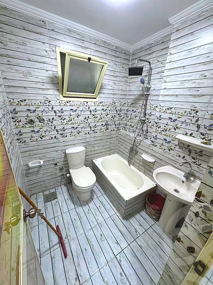 https://aqarmap.com.eg/en/listing/6758710-for-sale-alexandria-lsywf-el-falki