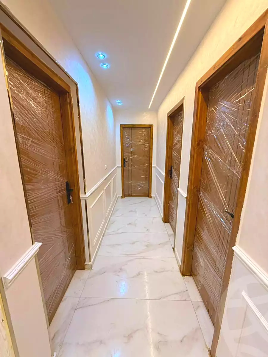 https://aqarmap.com.eg/ar/listing/6758880-for-sale-cairo-6th-of-october-el-ahyaa-neighborhood-3rd