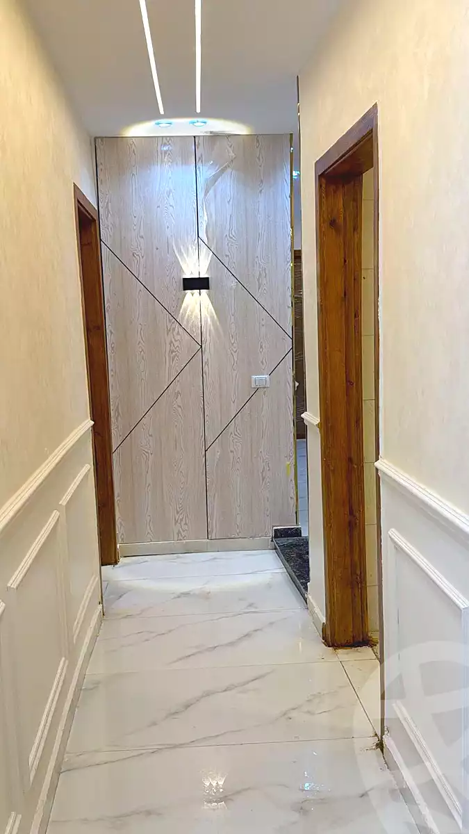https://aqarmap.com.eg/ar/listing/6758880-for-sale-cairo-6th-of-october-el-ahyaa-neighborhood-3rd