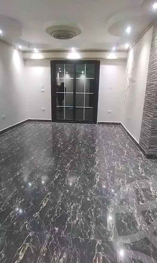 https://aqarmap.com.eg/ar/listing/6759401-for-rent-alexandria-el-asafra-shr-mlk-hfny