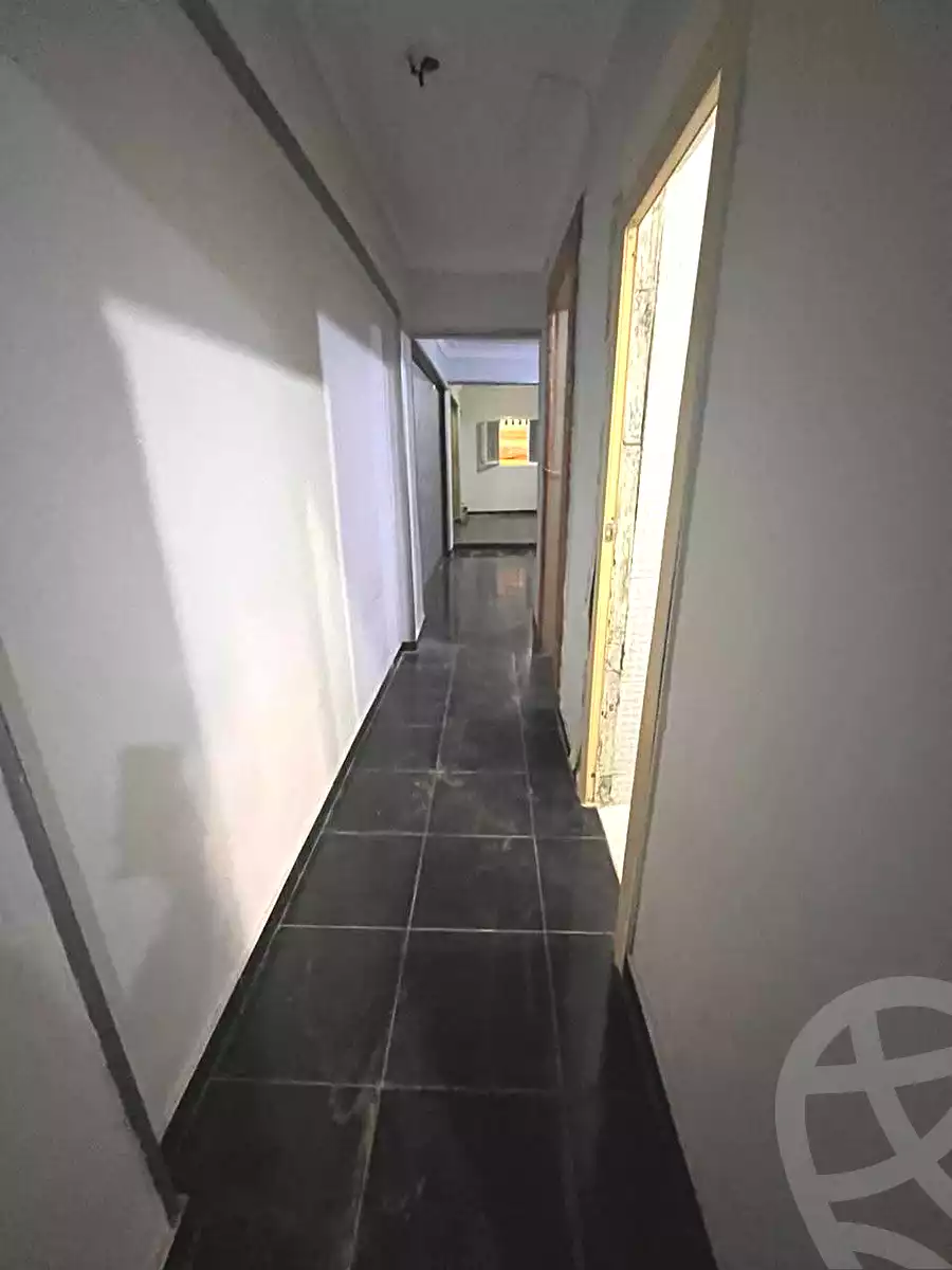 https://aqarmap.com.eg/ar/listing/6759651-for-sale-alexandria-l-jmy-lbytsh-ibrahim-othman-st