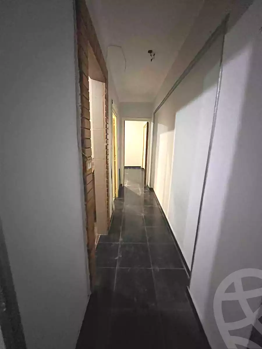 https://aqarmap.com.eg/ar/listing/6759651-for-sale-alexandria-l-jmy-lbytsh-ibrahim-othman-st