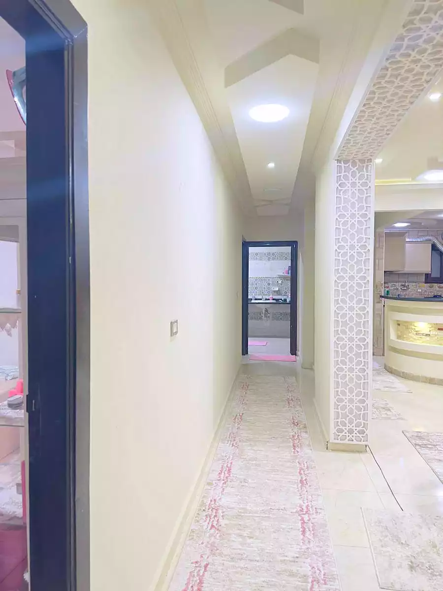 https://aqarmap.com.eg/ar/listing/6760817-for-sale-alexandria-l-jmy-lbytsh-bianchiii-el-arbaeen-st