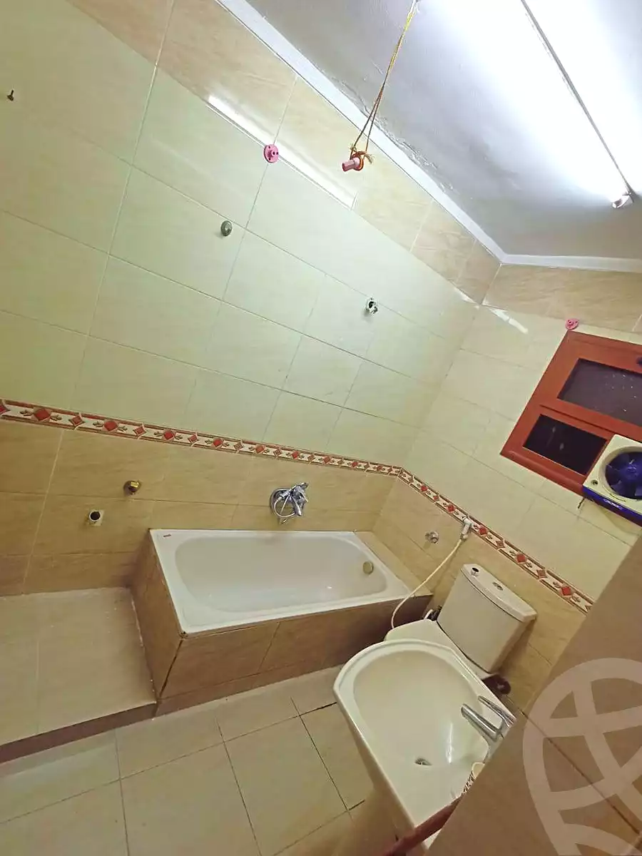 https://aqarmap.com.eg/ar/listing/6760891-for-sale-cairo-helwan-helwan-el-sharkeya-khesro-basha-st