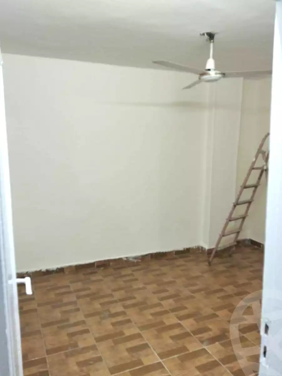 https://aqarmap.com.eg/ar/listing/6760982-for-sale-cairo-helwan-helwan-el-sharkeya-gaafar-st