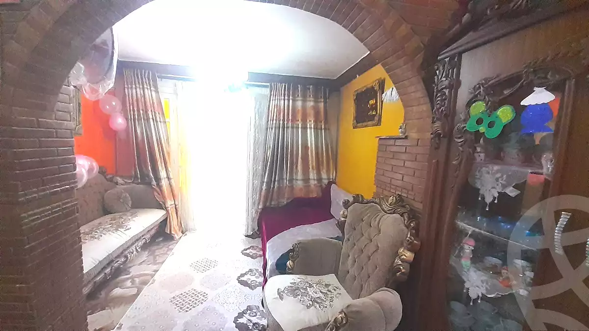 https://aqarmap.com.eg/en/listing/6761142-for-sale-alexandria-sydy-bshr-sydy-bshr-qbly-street-30