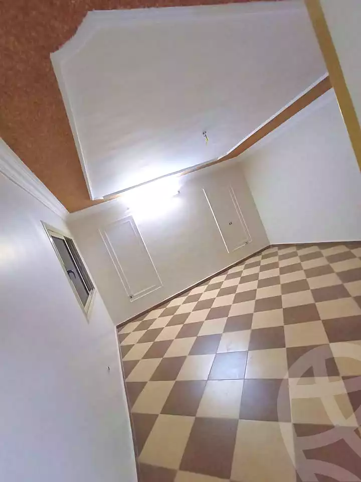 https://aqarmap.com.eg/ar/listing/6761229-for-sale-cairo-helwan-helwan-el-sharkeya-khesro-basha-st