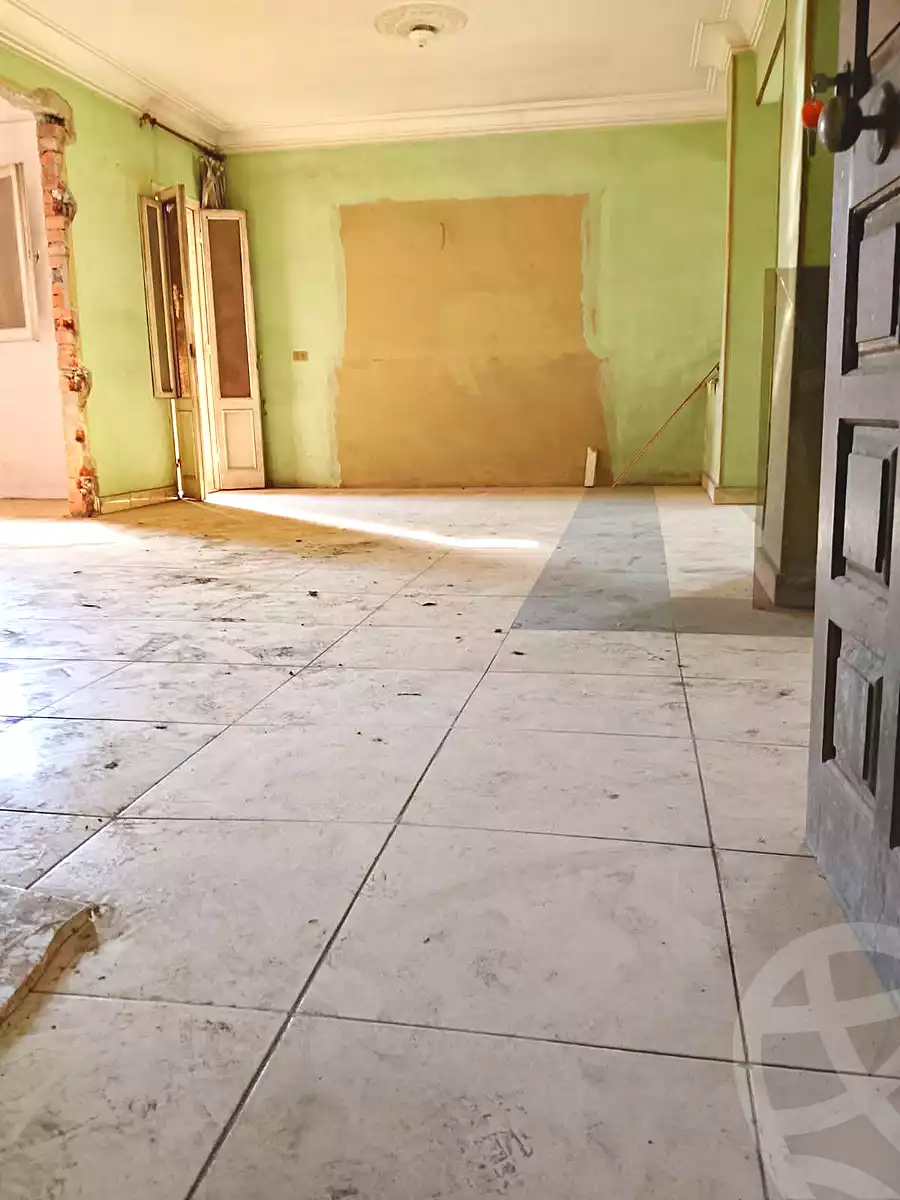 https://aqarmap.com.eg/ar/listing/6761236-for-sale-cairo-helwan-sherif-st