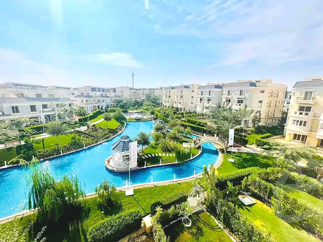 https://aqarmap.com.eg/ar/listing/6762379-for-sale-cairo-6th-of-october-compounds-mountain-view-october-park