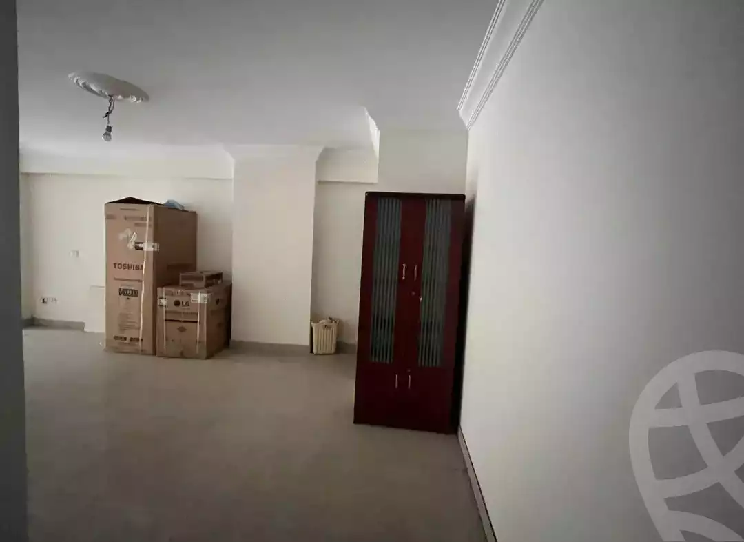 https://aqarmap.com.eg/en/listing/6762467-for-sale-alexandria-camp-cesar-port-said-street