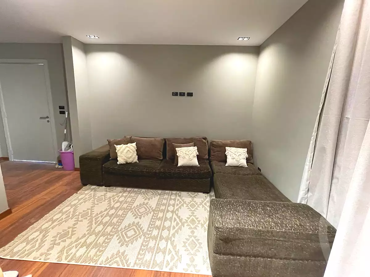 https://aqarmap.com.eg/en/listing/6763669-for-rent-cairo-6th-of-october-compounds-october-plaza