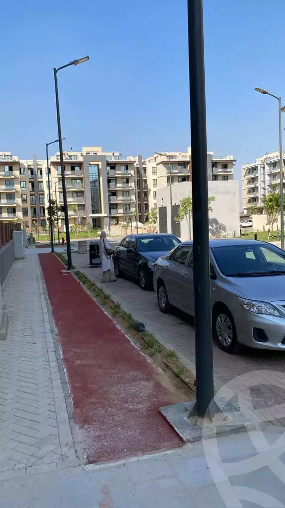 https://aqarmap.com.eg/en/listing/6763815-for-sale-cairo-new-cairo-compounds-azad