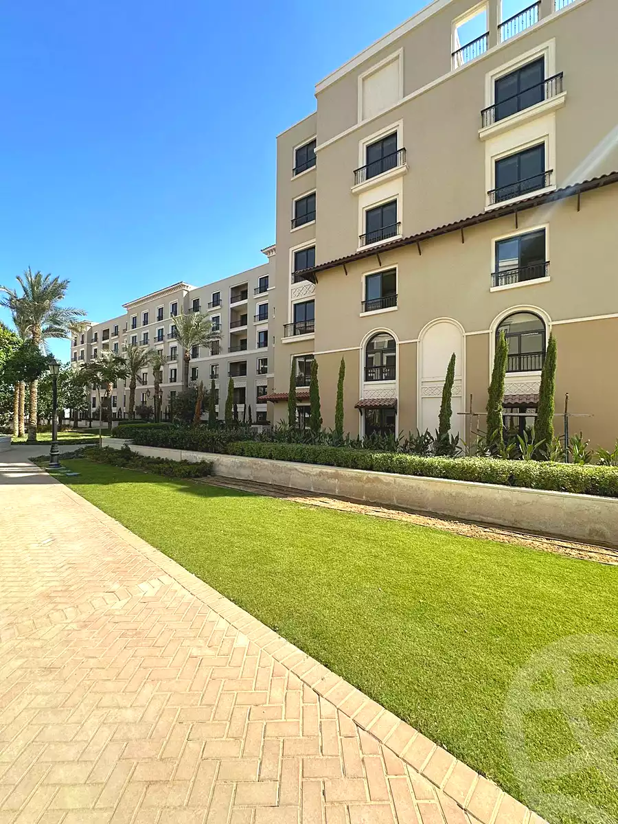 https://aqarmap.com.eg/ar/listing/6764620-for-sale-cairo-el-sheikh-zayed-city-compounds-kmbwnd-fyldj-wyst-dr-llttwyr