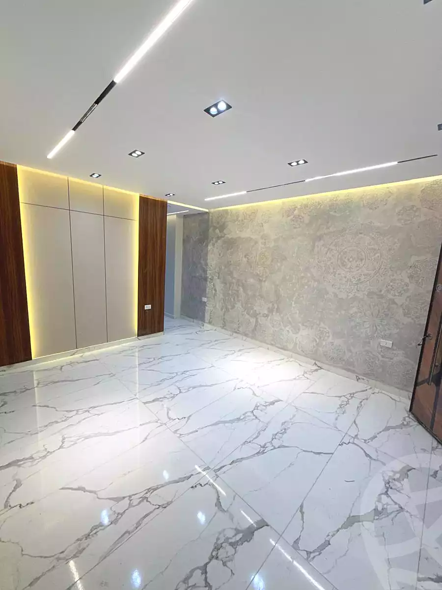 https://aqarmap.com.eg/ar/listing/6765167-for-sale-cairo-6th-of-october-el-ahyaa-neighborhood-4th-neighbourhood-1