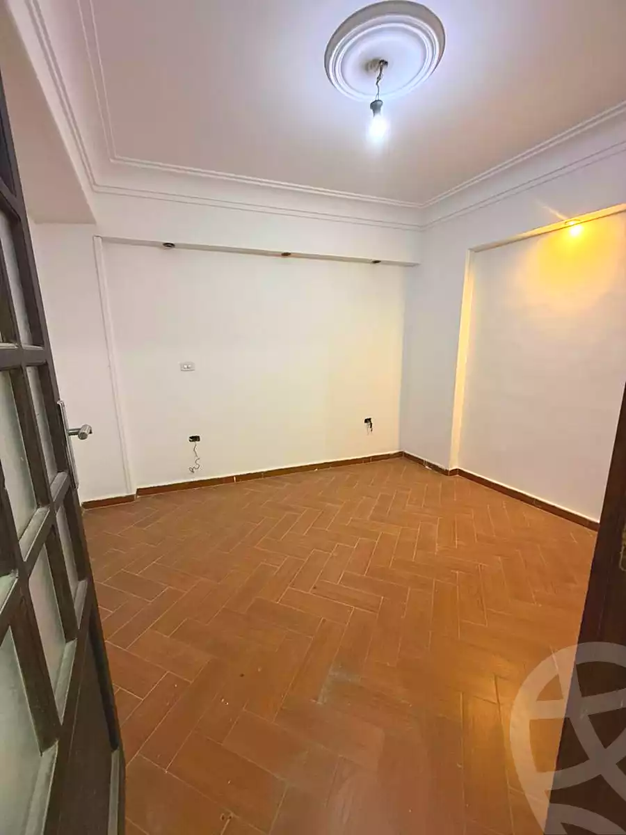 https://aqarmap.com.eg/ar/listing/6765736-for-sale-alexandria-lsywf-el-falki-street-16-el-eslah