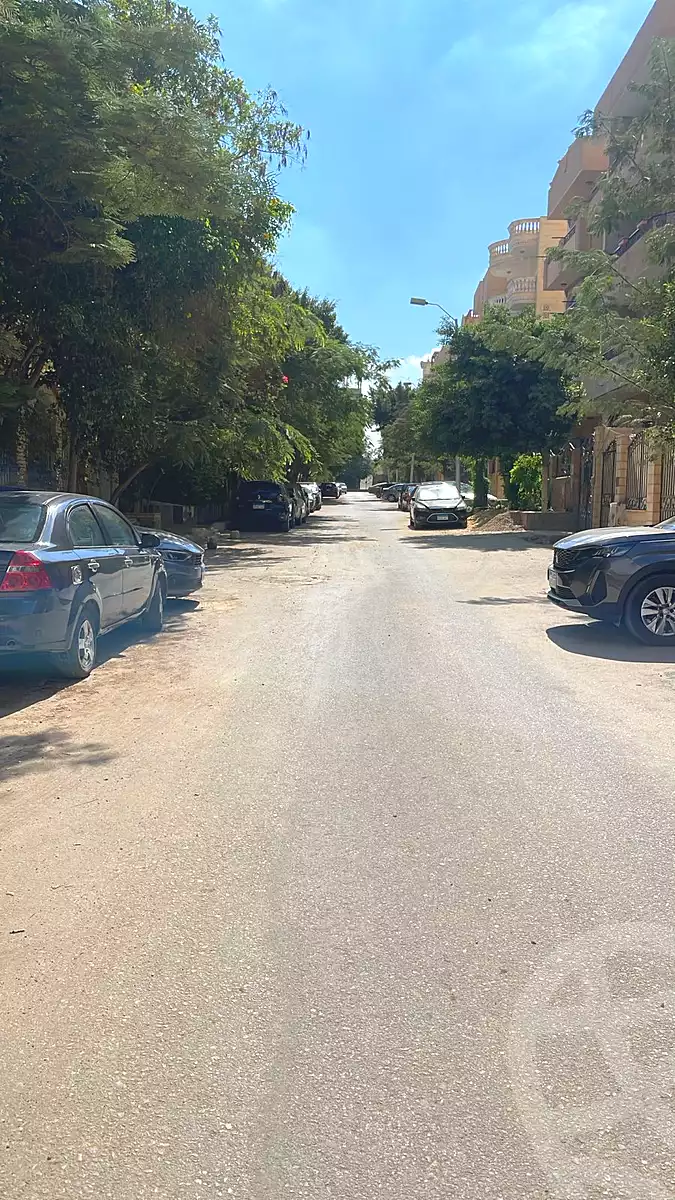 https://aqarmap.com.eg/ar/listing/6766064-for-sale-cairo-6th-of-october-el-ahyaa-neighborhood-2nd