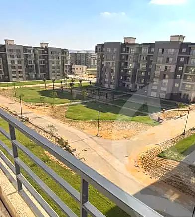 https://aqarmap.com.eg/ar/listing/6766231-for-sale-cairo-el-sheikh-zayed-city-compounds-dr-msr