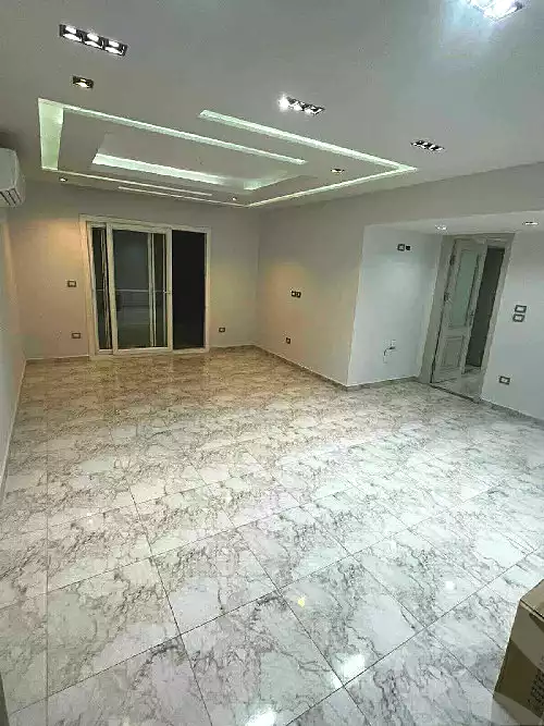 https://aqarmap.com.eg/ar/listing/6766221-for-rent-cairo-el-sheikh-zayed-city-compounds-zayed-dunes