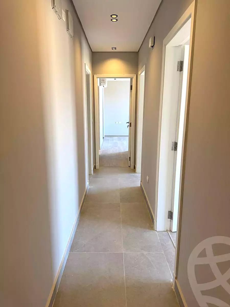 https://aqarmap.com.eg/ar/listing/6766275-for-rent-cairo-el-sheikh-zayed-city-compounds-kmbwnd-fyldj-wyst-dr-llttwyr