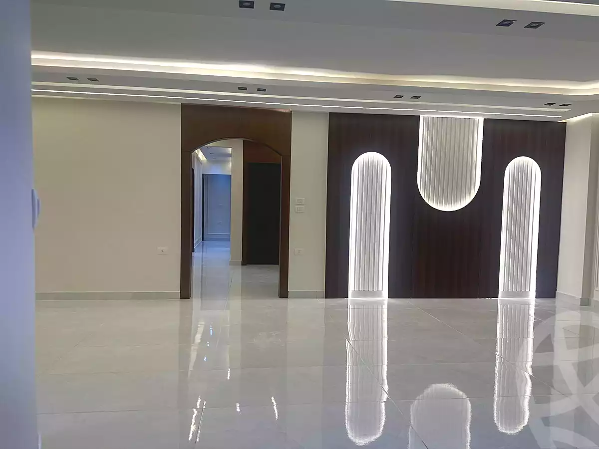https://aqarmap.com.eg/ar/listing/6766577-for-sale-cairo-6th-of-october-el-ahyaa-neighborhood-4th-neighbourhood-2