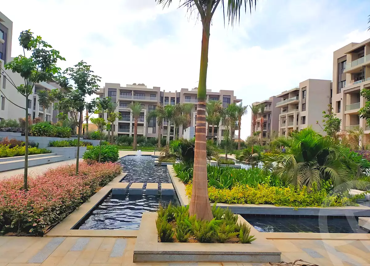 https://aqarmap.com.eg/ar/listing/6766645-for-sale-cairo-el-sheikh-zayed-city-compounds-dh-drys