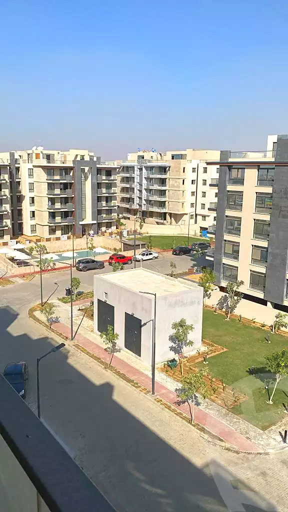 https://aqarmap.com.eg/ar/listing/6767263-for-sale-cairo-new-cairo-compounds-azad
