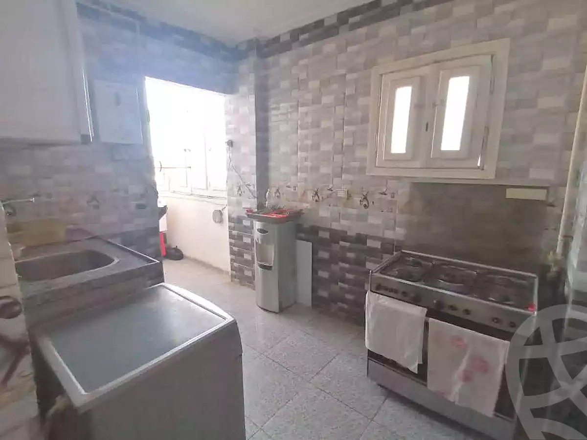 https://aqarmap.com.eg/ar/listing/6767778-for-sale-alexandria-l-jmy-lbytsh-al-nouqrashi-st