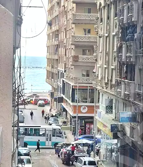 https://aqarmap.com.eg/ar/listing/6768078-for-sale-alexandria-sydy-bshr-sydy-bshr-bhry-street-16