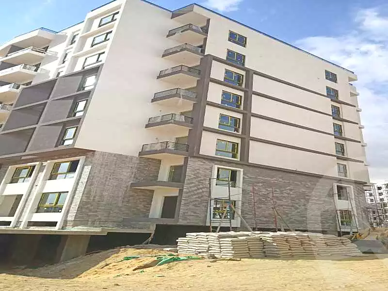 https://aqarmap.com.eg/ar/listing/6769191-for-sale-cairo-new-administrative-capital-r7-green-avenue