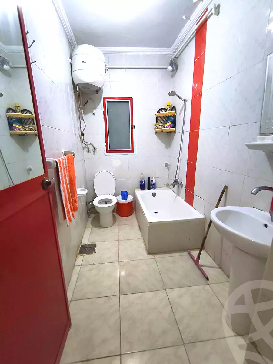 https://aqarmap.com.eg/ar/listing/6769363-for-sale-alexandria-el-asafra-l-sfr-qbly