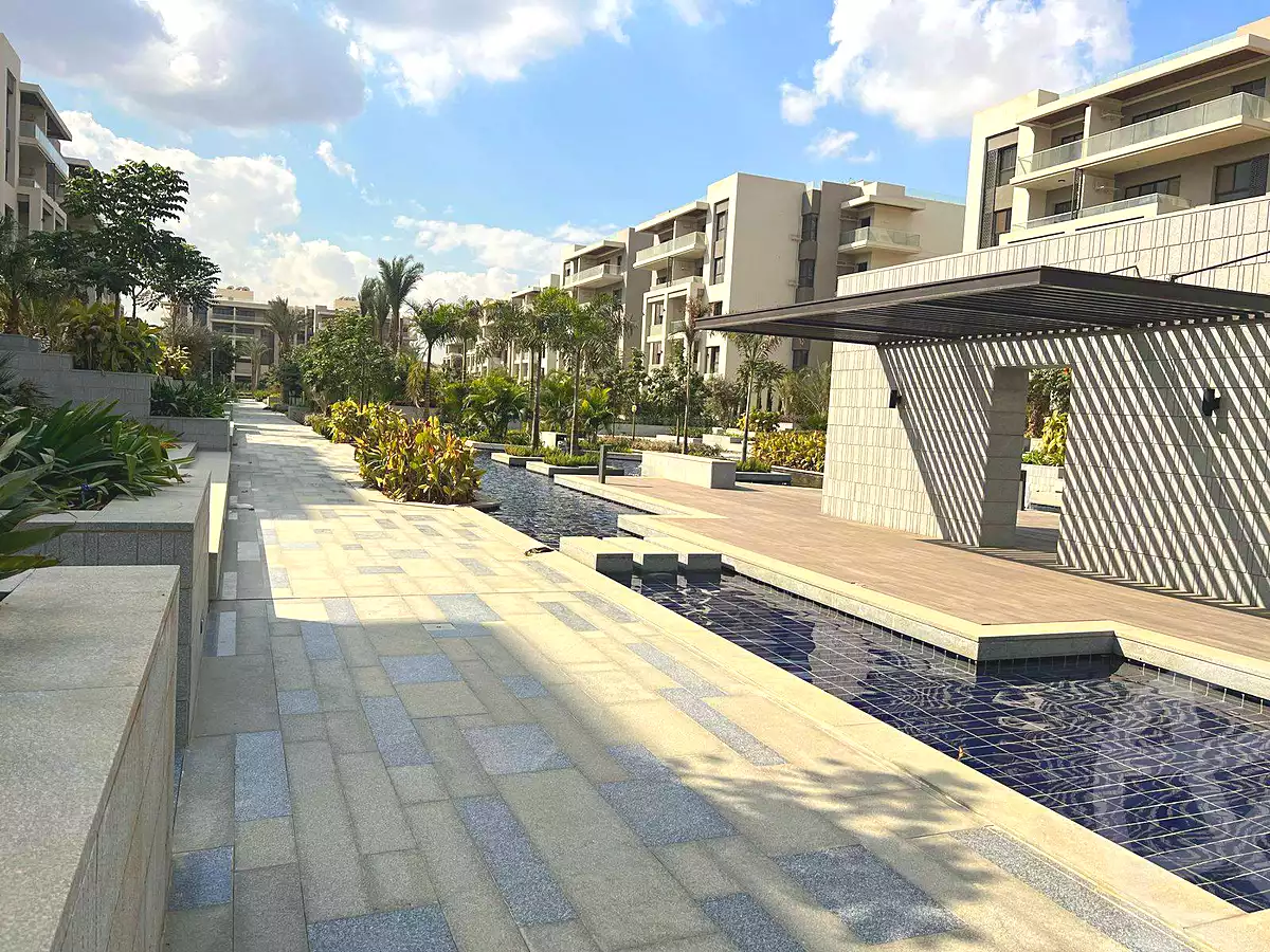 https://aqarmap.com.eg/en/listing/6769747-for-sale-cairo-new-cairo-compounds-the-address-east