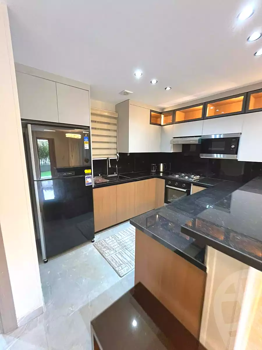 https://aqarmap.com.eg/ar/listing/6770048-for-sale-cairo-new-administrative-capital-r8-qamari-compound-new-event