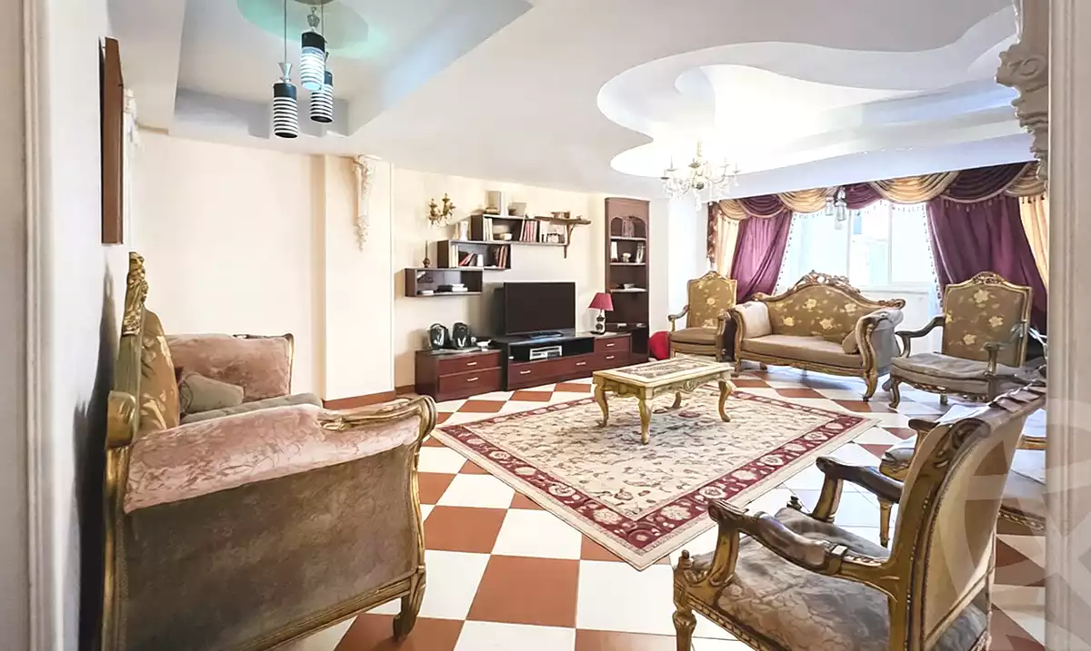 https://aqarmap.com.eg/ar/listing/6770177-for-sale-alexandria-ganaklis-shr-mrtdy-bsh