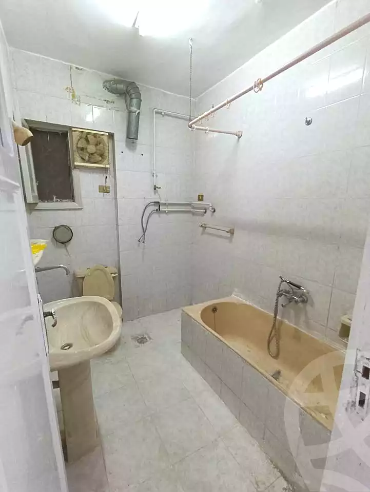 https://aqarmap.com.eg/ar/listing/6770414-for-sale-alexandria-el-mandara-shr-jml-bd-lnsr
